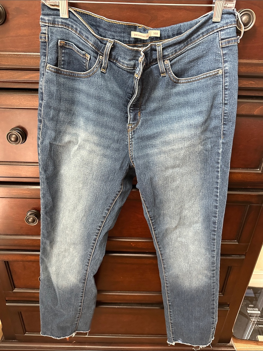 Levi's Women's Boot Cut Jeans in Medium Blue Wash